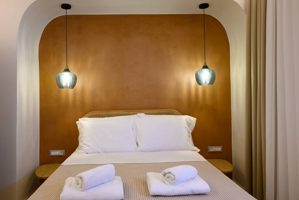 beachfront-luxury-3-bedroom-apt-agios-nikolaos/