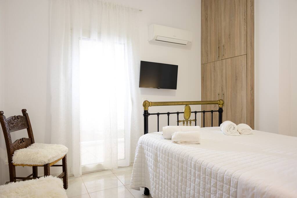 summer-retreat-ground-floor/