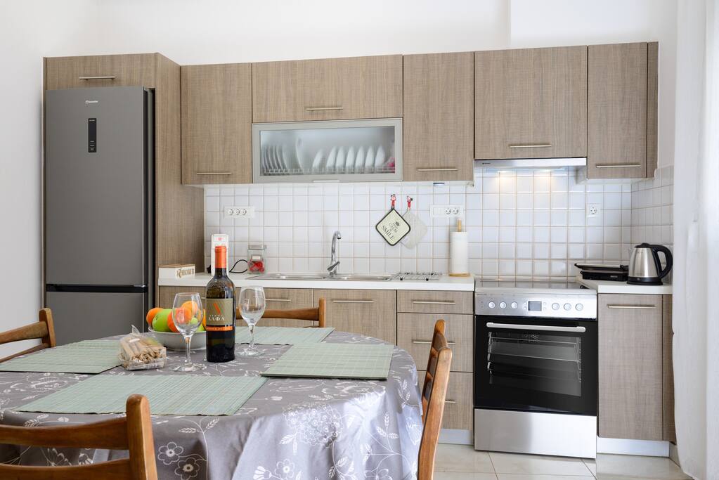 summer-retreat-ground-floor/