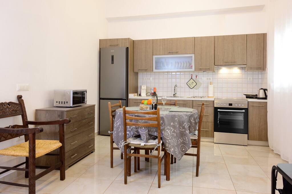 summer-retreat-ground-floor/