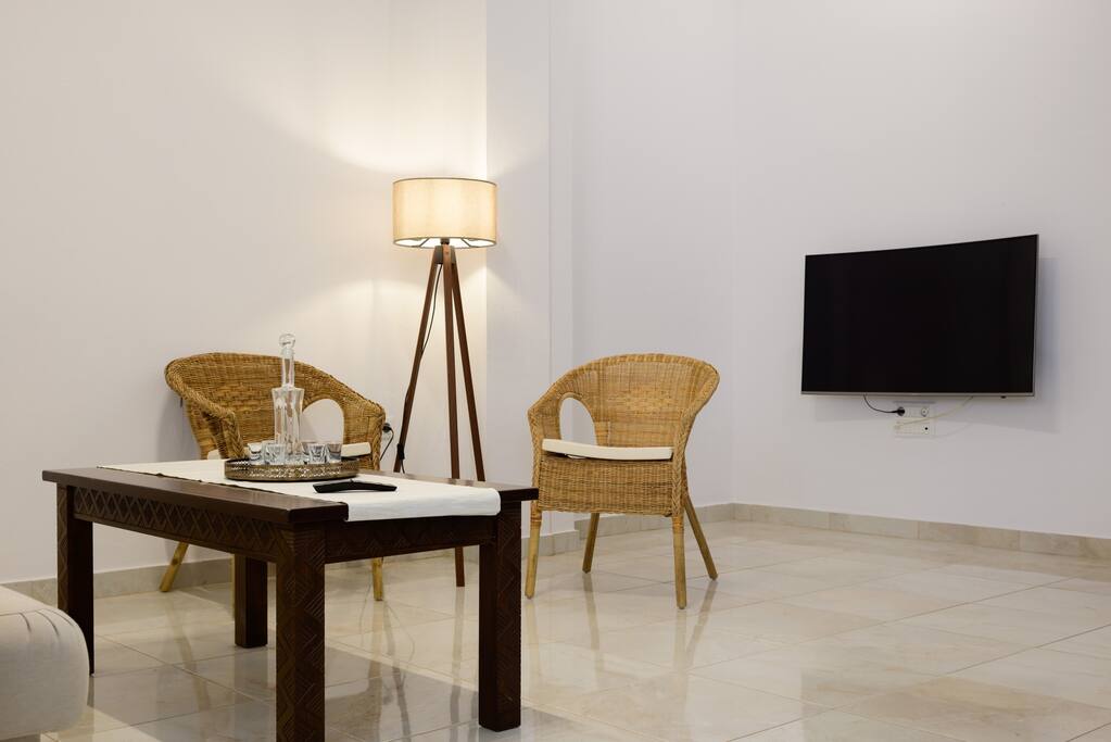 summer-retreat-ground-floor/