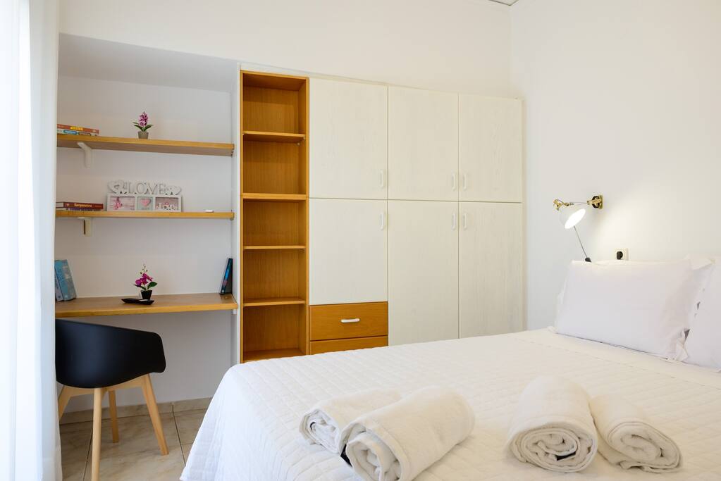 summer-retreat-3rd-floor/