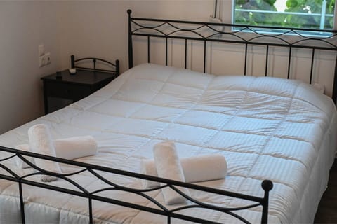 Mournia Apartment