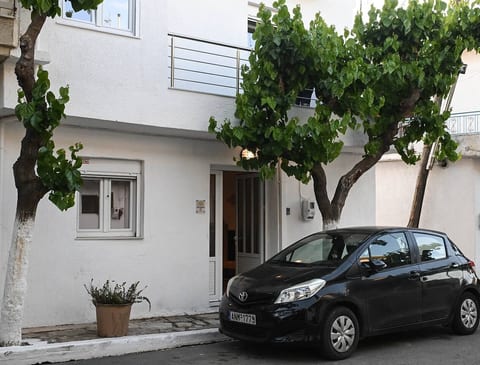 Mournia Apartment