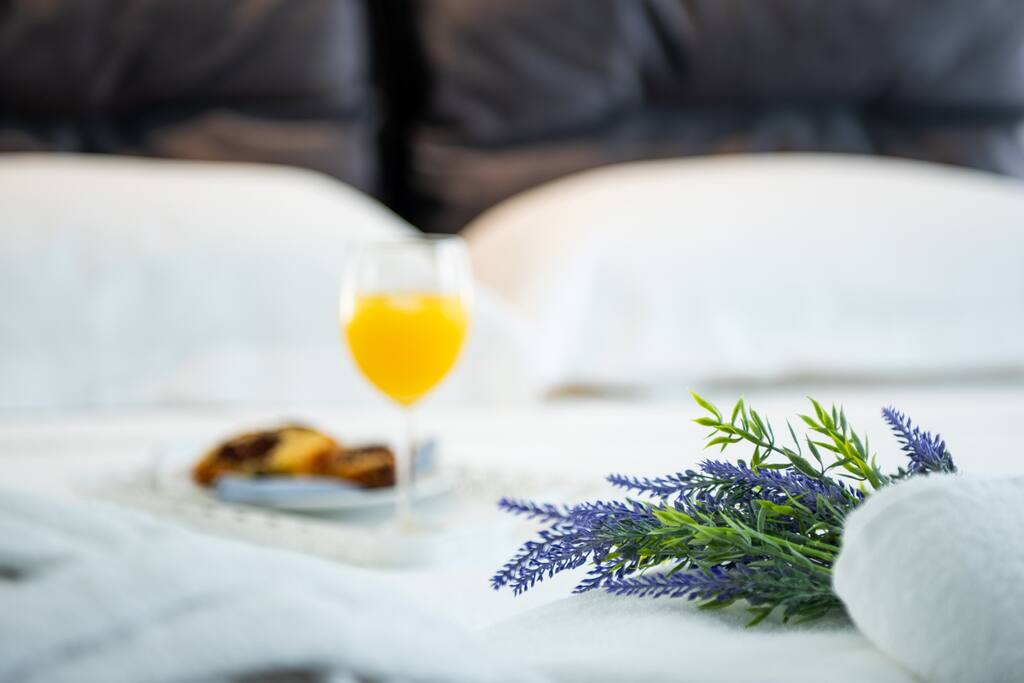 oikos-luxury-central-apartment/