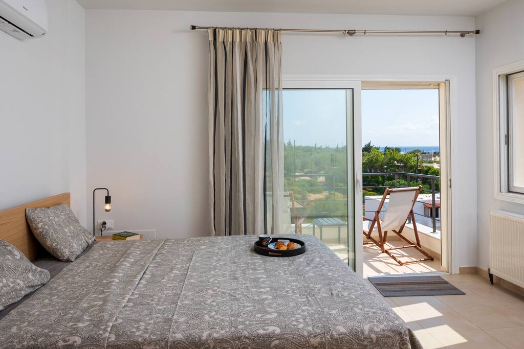 close-to-the-sandy-beach-and-sea-view-apartment/