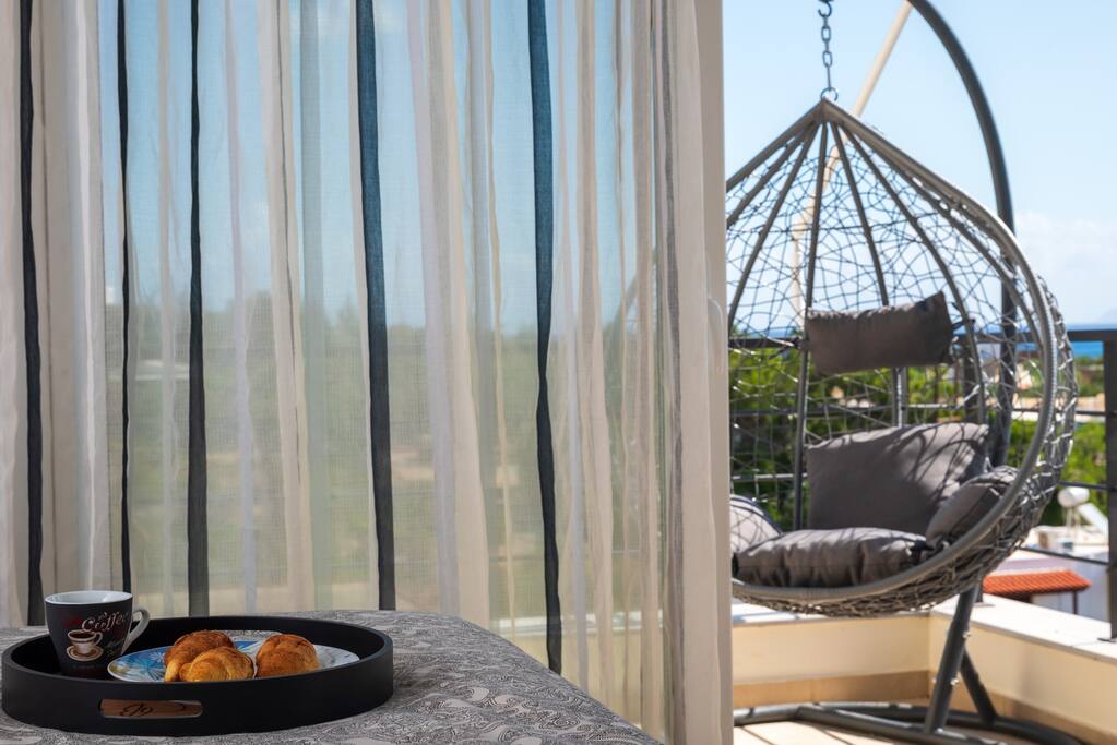 close-to-the-sandy-beach-and-sea-view-apartment/