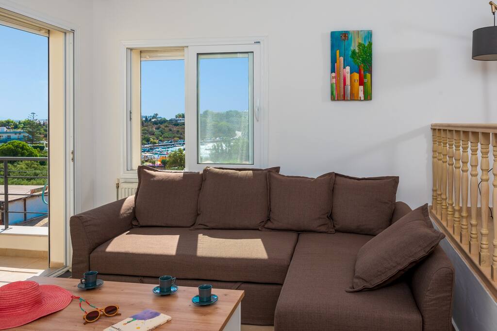 close-to-the-sandy-beach-and-sea-view-apartment/