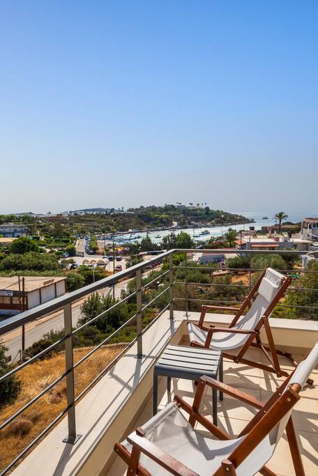 close-to-the-sandy-beach-and-sea-view-apartment/