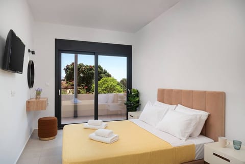 Plaka Center Retreat