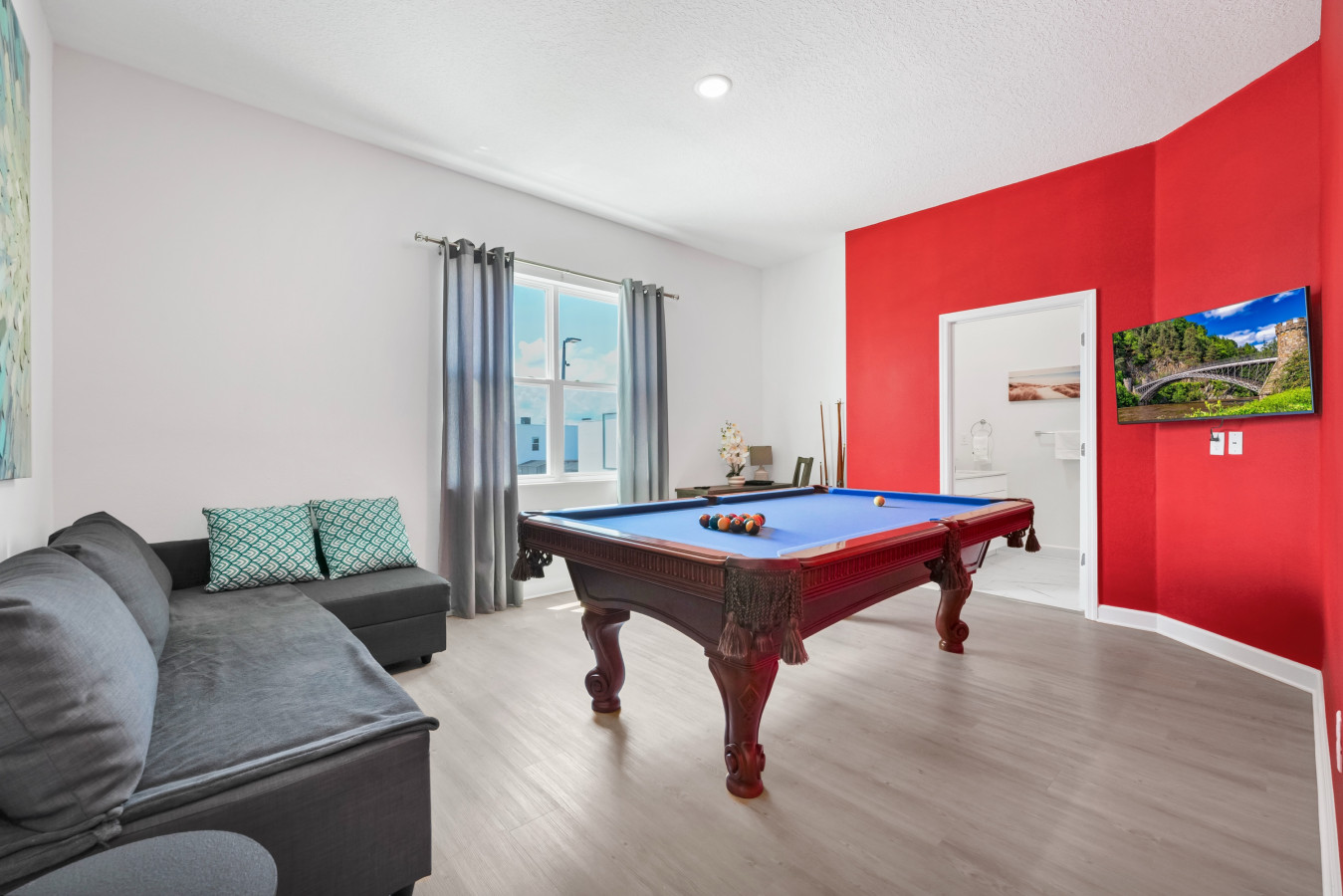 heated-pool+billiards+king-bed:close-to-disney/