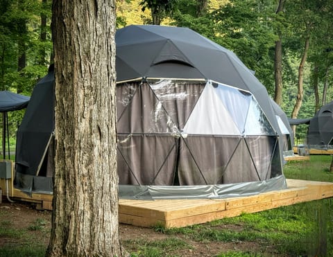 Glamp Under Stars in the Heart of the Catskills