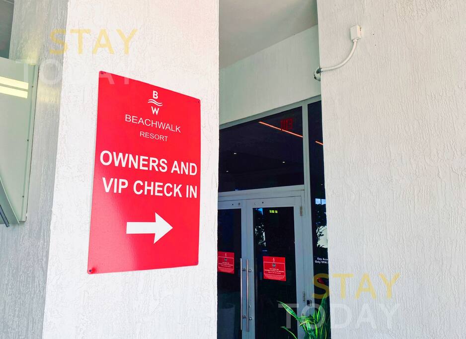 Exclusive designated area for owners and VIP check-in at Beachwalk Resort, ensuring a smooth and personalized arrival experience in a private, upscale setting.