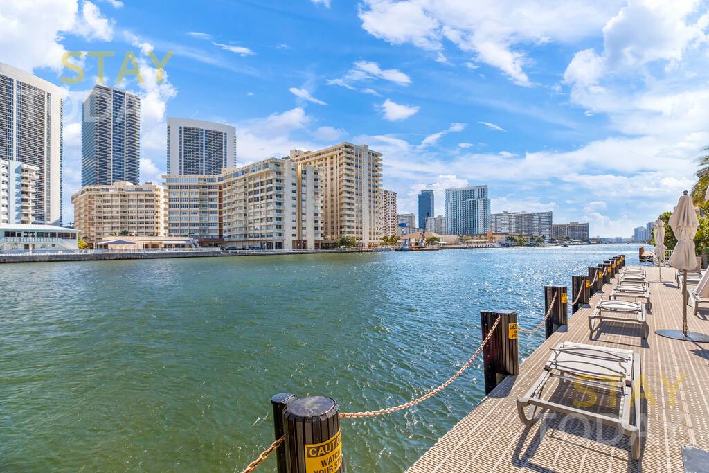 Sweeping view of the Intracoastal Waterway, capturing its calm waters and stunning skyline. The perfect blend of nature and cityscape creates a breathtaking and peaceful setting.