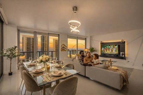 Oceanview Oasis: Tranquil Retreat 𝙗𝙮 𝙎𝙏𝘼𝙔-𝙏𝙊𝘿𝘼𝙔 | Beachwalk Resort