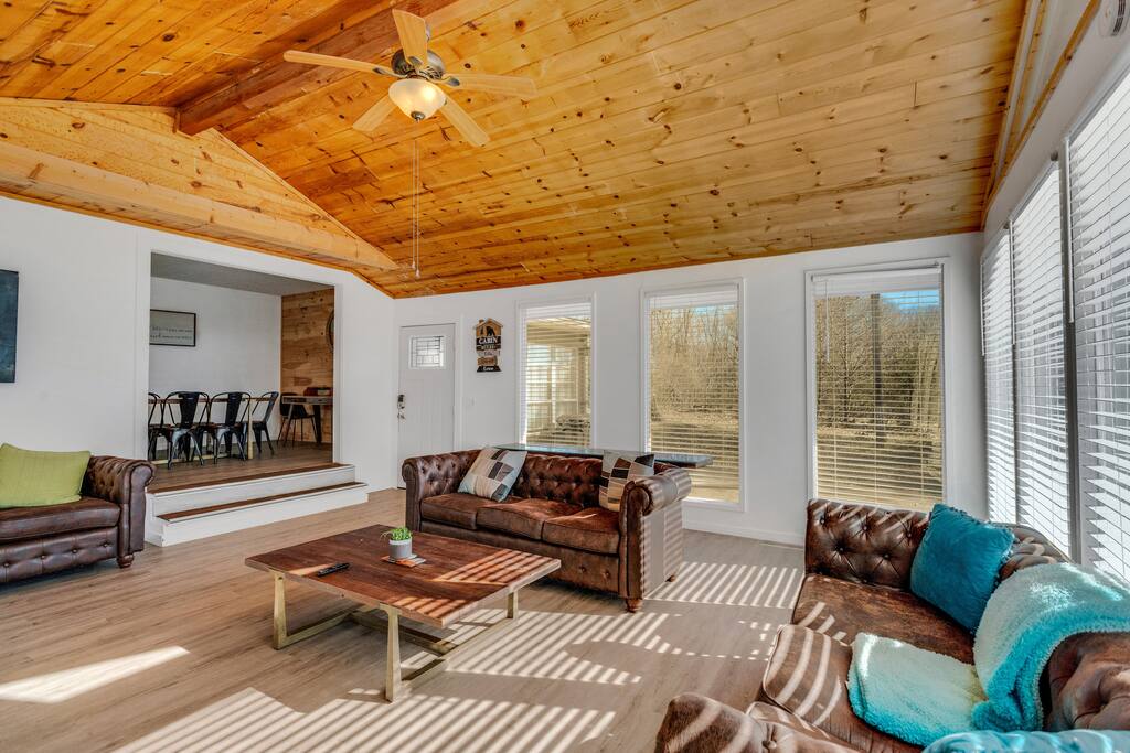 haven-retreat-in-tennessee-or-modern-mountain/