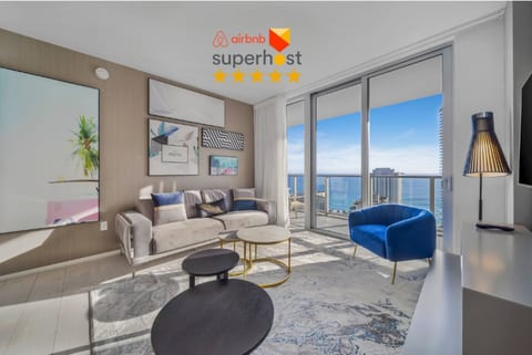 Sunkissed Miami Haven 𝙗𝙮 𝙎𝙏𝘼𝙔-𝙏𝙊𝘿𝘼𝙔 | Hyde Beach House