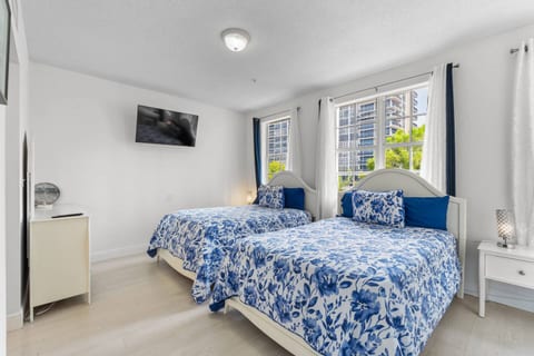 Bayside Townhome with Private Beach Access 𝙗𝙮 𝙎𝙏𝘼𝙔-𝙏𝙊𝘿𝘼𝙔