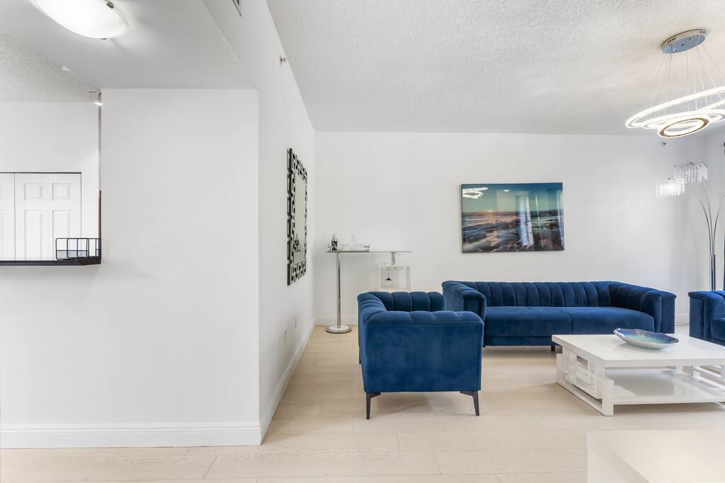 bayside-townhome-with-private-beach-access/