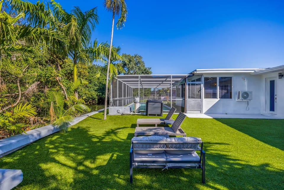 Elegant Stay with Tropical Charm 𝙗𝙮 𝙎𝙏𝘼𝙔-𝙏𝙊𝘿𝘼𝙔 | Casa Azul - Miami