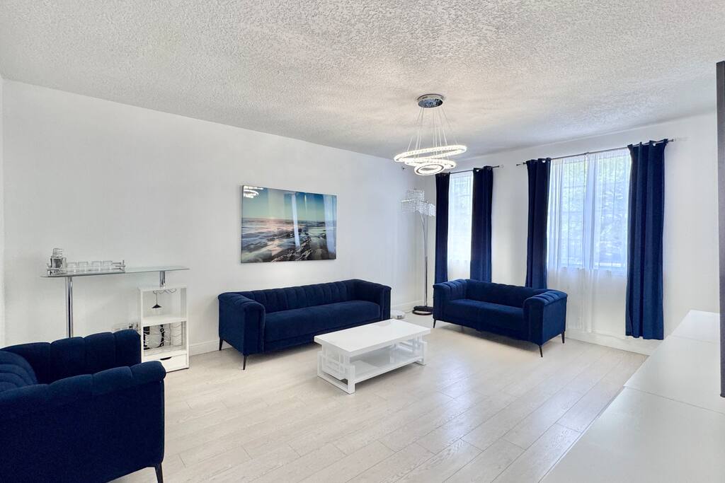 sunny-townhome-near-ocean-walk-to-sand-in-5-min!-or-townhome/