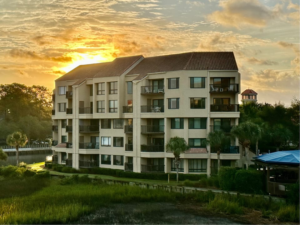 Starboard Building at Captain's Quarters- gated