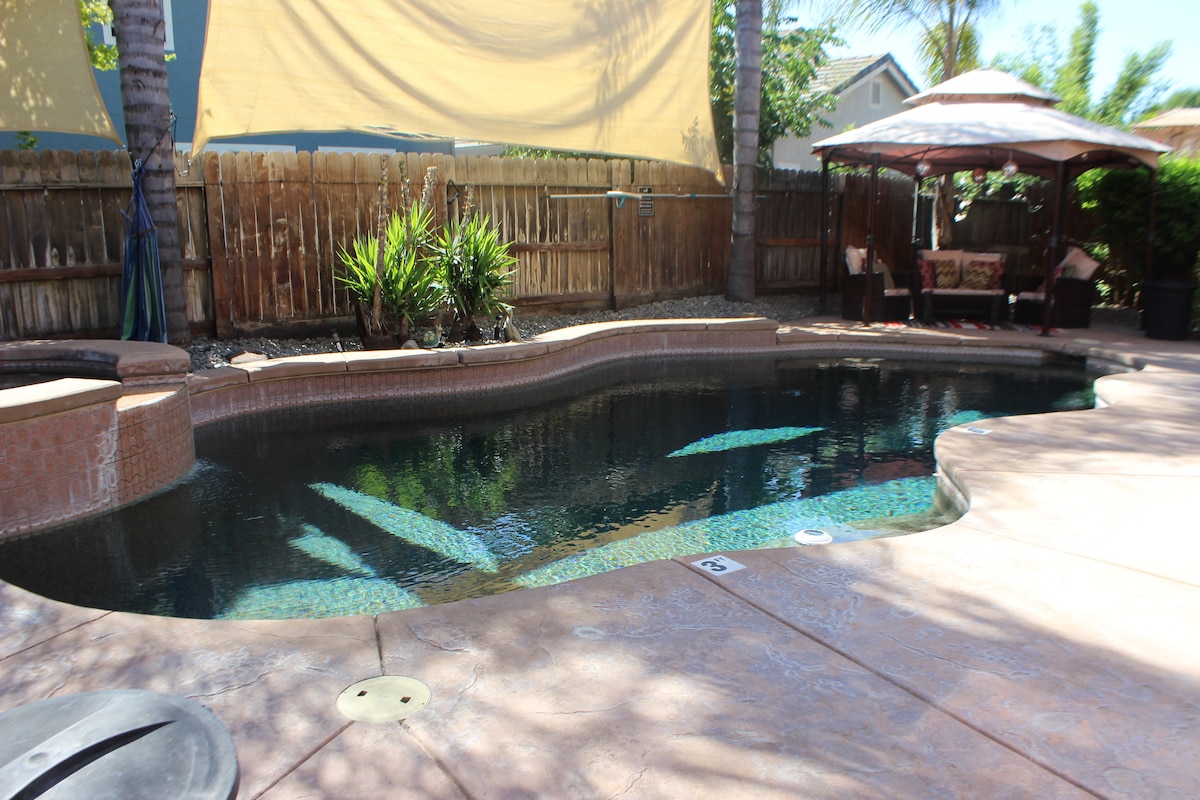 Luxurious 5-Bedroom Retreat with Saltwater Pool