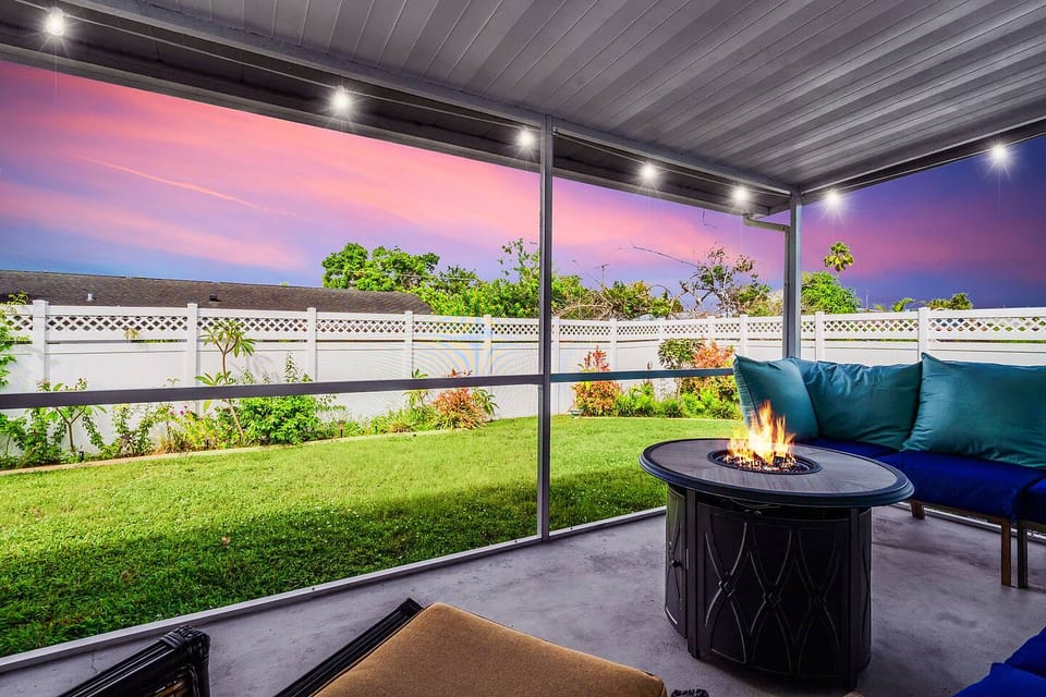 Apollo Beach Oasis – 3BR Haus mit Feuerstelle & BBQ - Apollo Beach