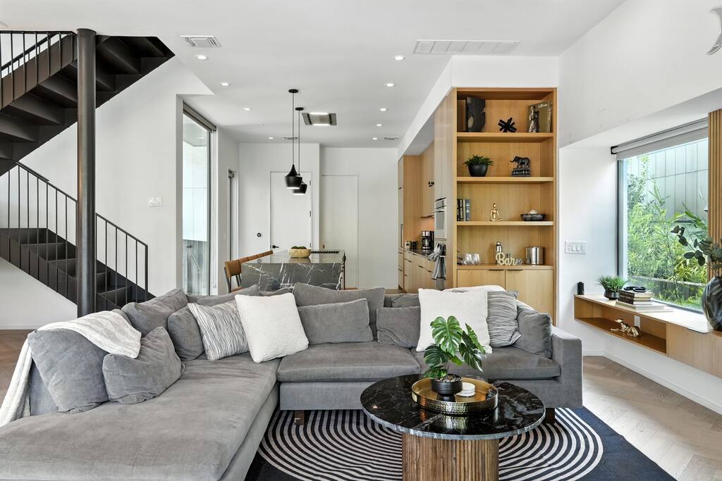 the-lunith-retreat-or-perfect-for-groups-and-events/