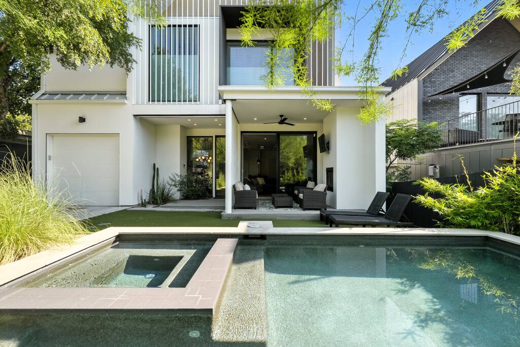 the-lunith-retreat-or-perfect-for-groups-and-events/