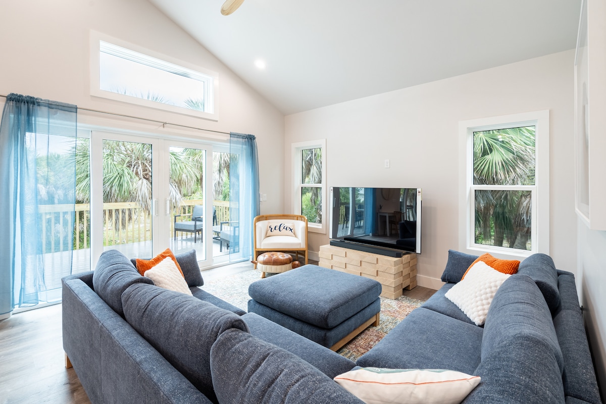 Coastal Sol Beach House - new home on Palm Island! image 1