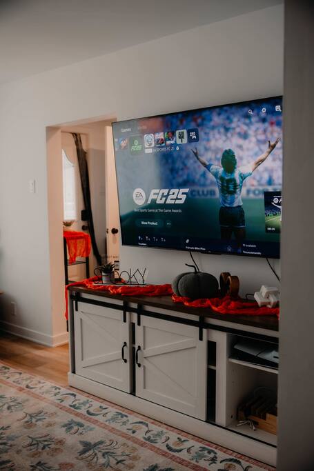 escapade-chambly-i-4br-+-spa/