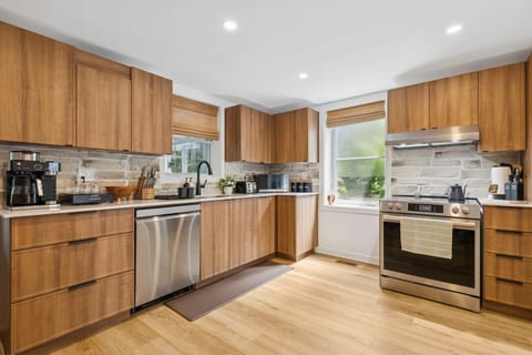 Escapade Chambly I 4BR + Spa