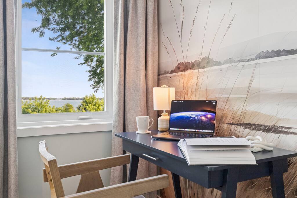 escapade-chambly-or-4br-spa-retreat/