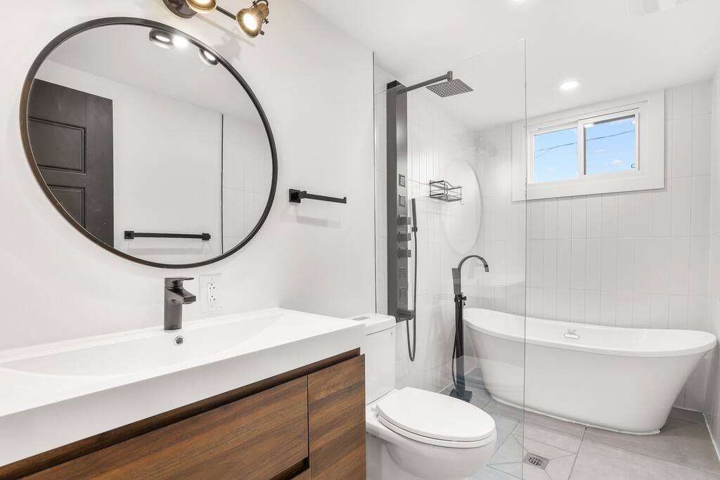 elegant-4-bedroom-modern-house/