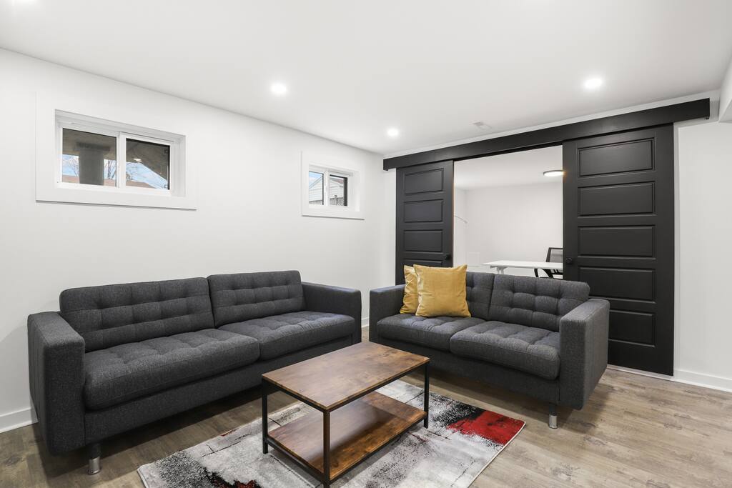 elegant-4-bedroom-modern-house/