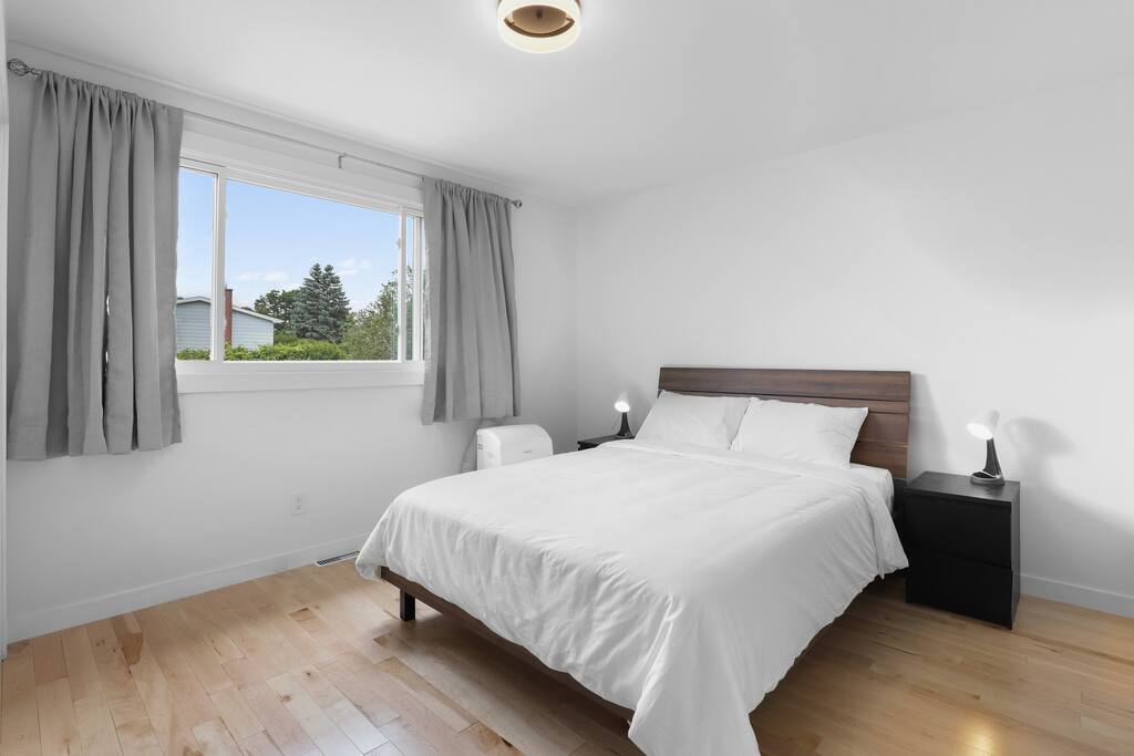 family-friendly-escape-walk-to-shops-and-fun/