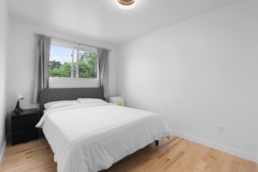 family-friendly-escape-walk-to-shops-and-fun/