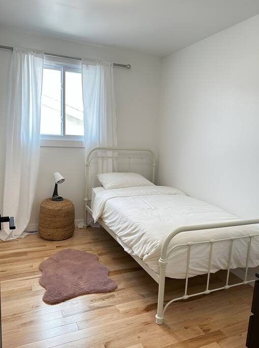 family-friendly-escape-walk-to-shops-and-fun/