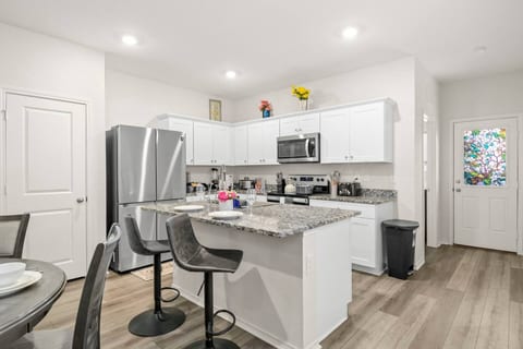Modern 3BR Home in San Antonio