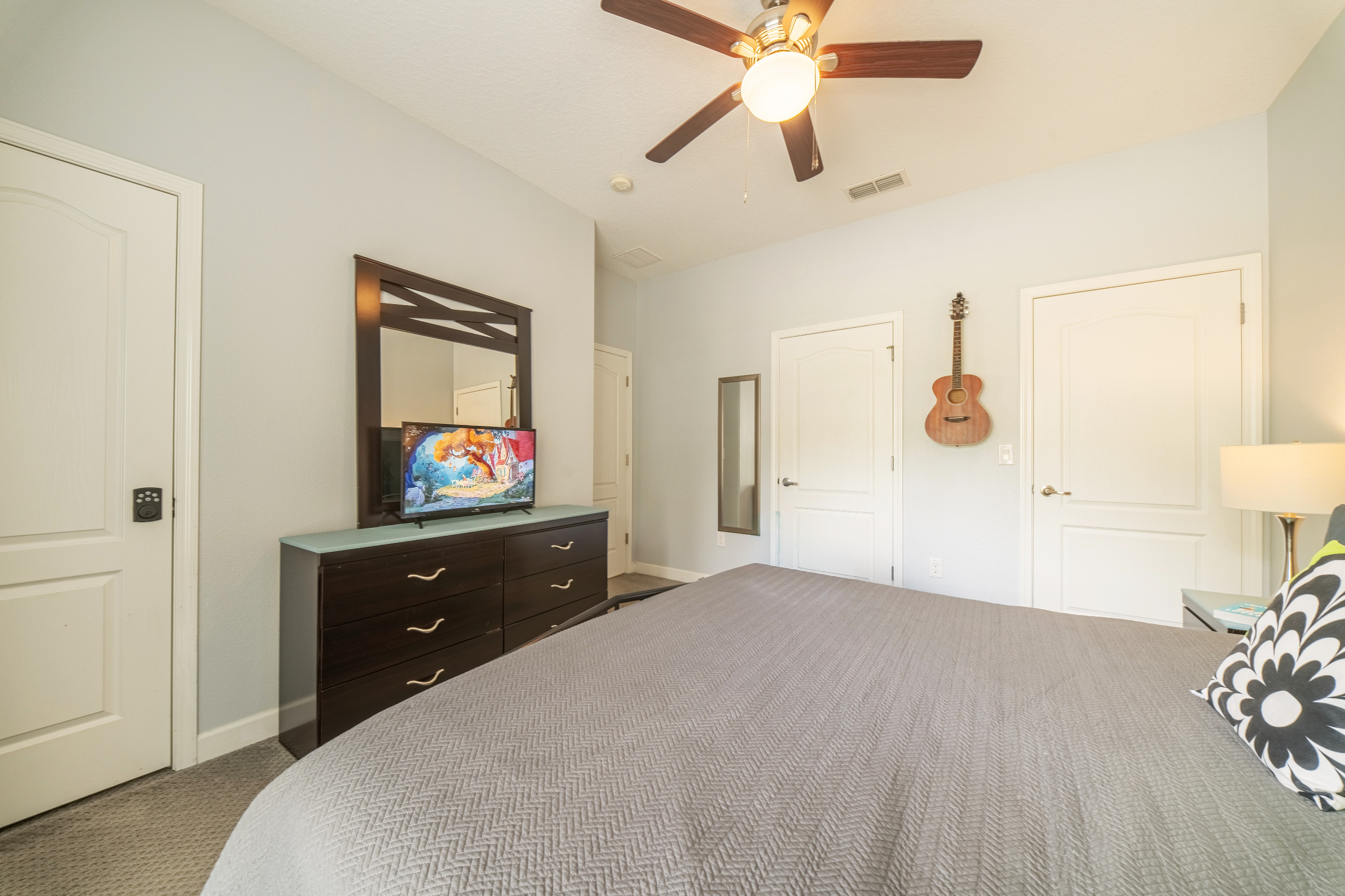 The first-floor king has a little something extra for the music lover in your family—the guitar on the wall is there to be played!