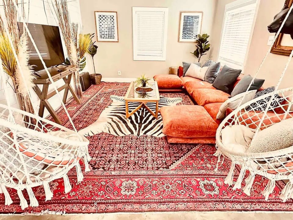 Casa Bohemian 3/2 Hot Tub sleeps 14 - Atlanta