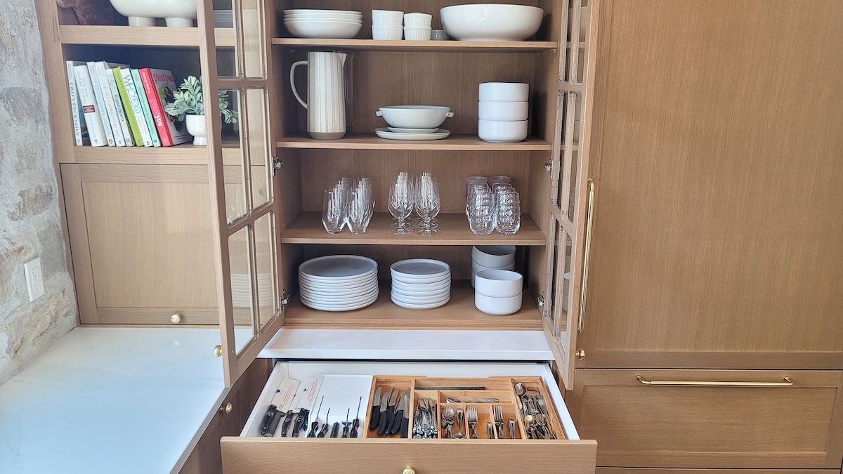 luxury-3-bed-3-ensuite-farmhouse-2-min-walk-to-the-beach/