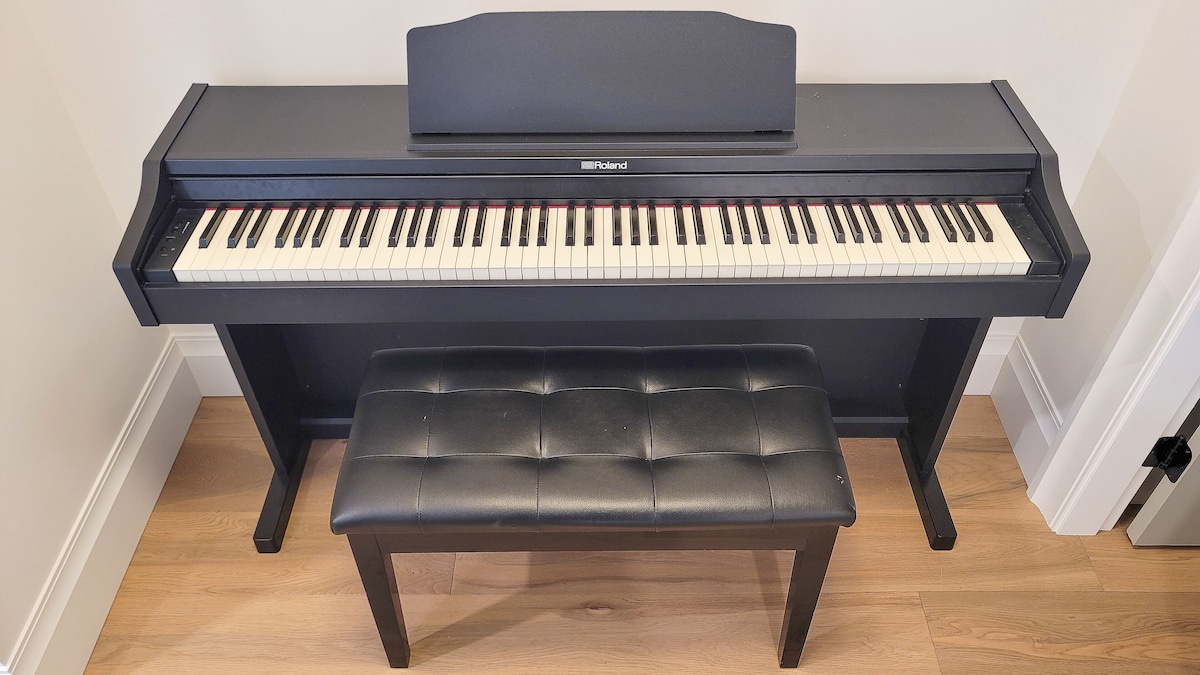 luxury-3-bed-3-ensuite-farmhouse-2-min-walk-to-the-beach/