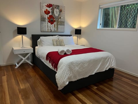 Perfectly located, 2 bedroom @ Upper Mt Gravatt