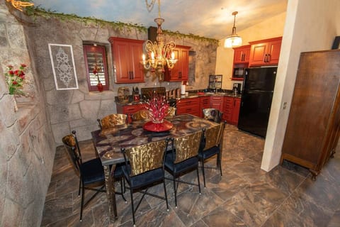 Casa de Piedra - Winery Guest House