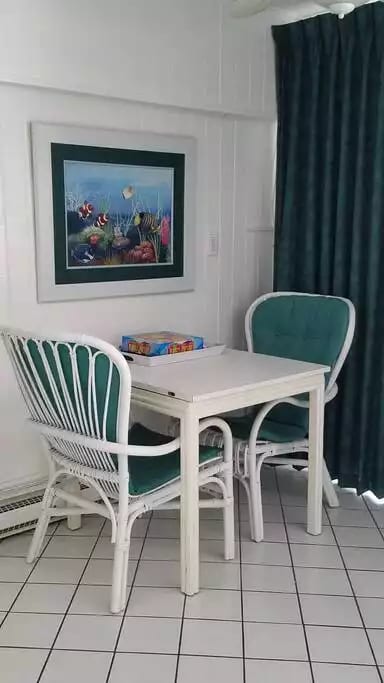 Spacious Ocean Block Condo - steps to the beach!