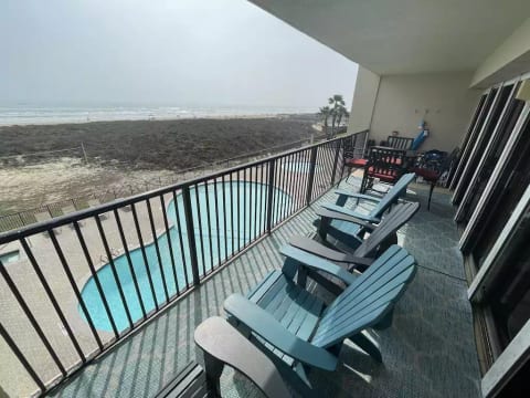 Ocean Vista Towers #305