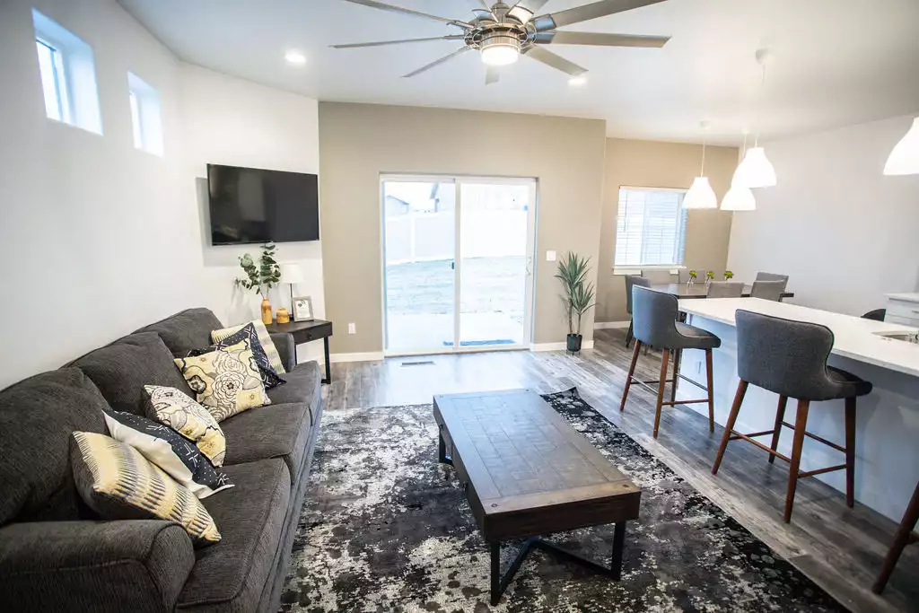 modern-and-luxurious-private-3-bedroom-home/