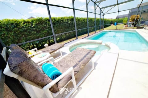 Sunshine Villa at Glenbrook